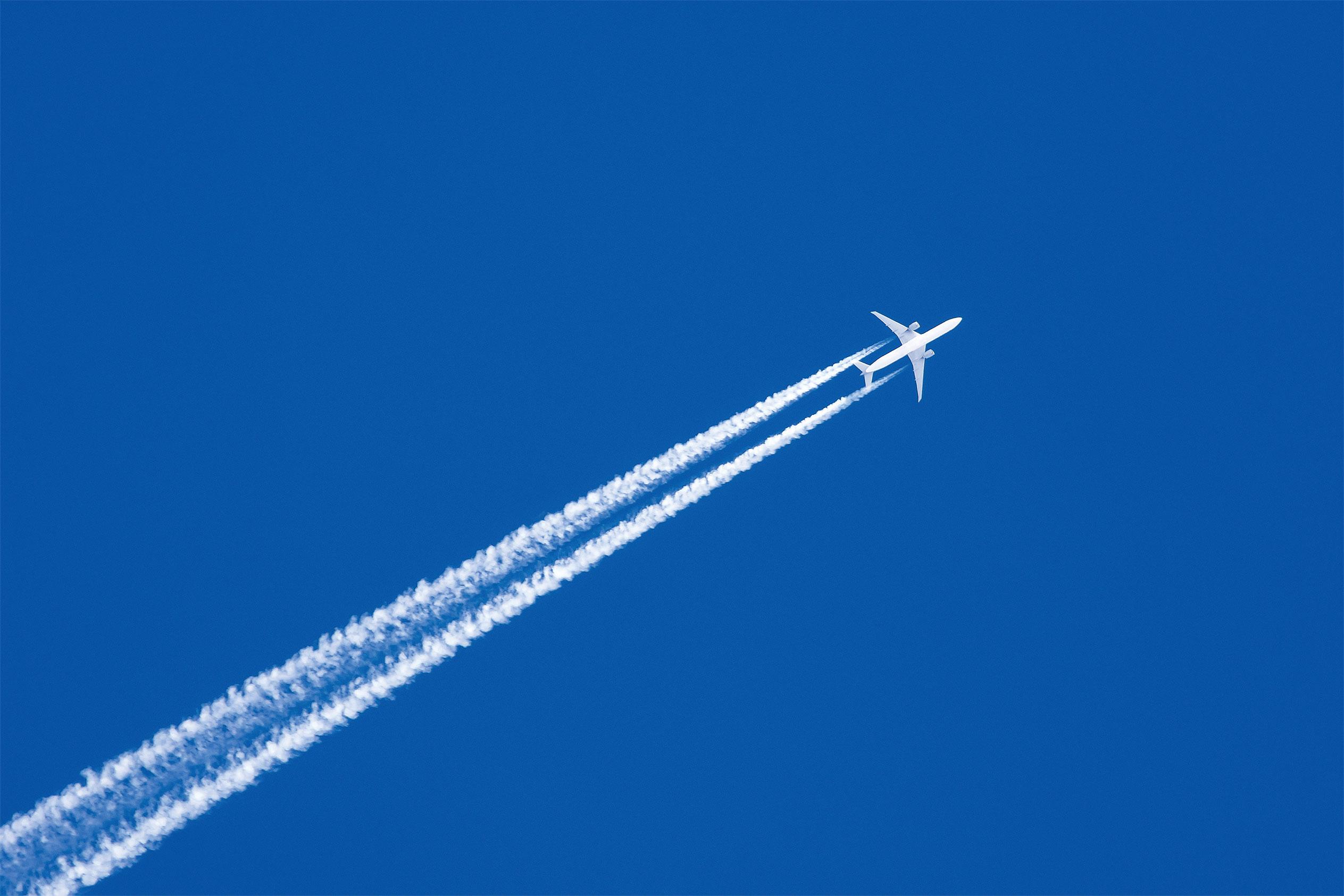 【飛行機雲】飛行機雲を見かけたら天気予報に挑戦しよう！