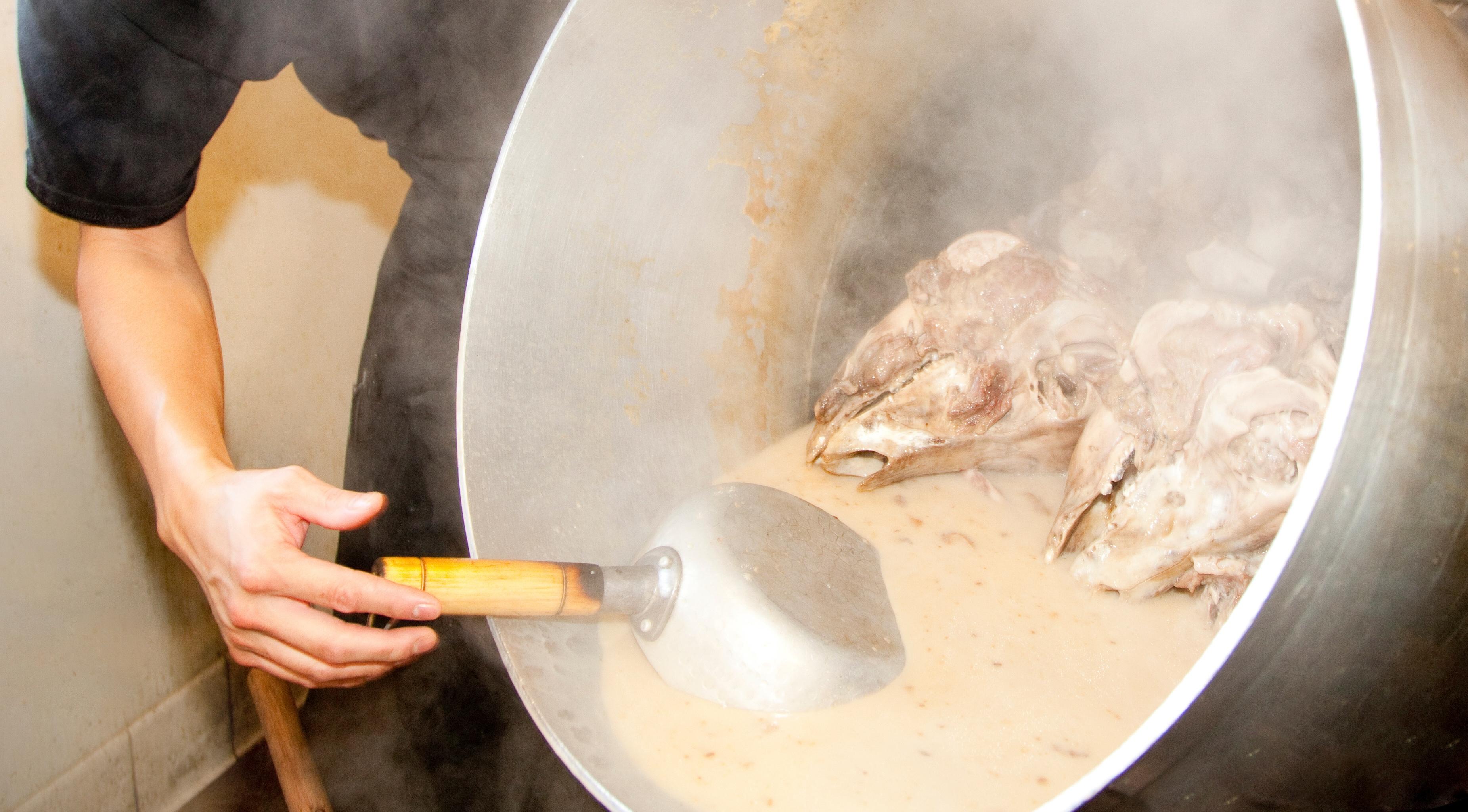 【発酵食品】昔ながらの豚骨ラーメンは発酵食品だった。発酵にかかわるさまざまな微生物